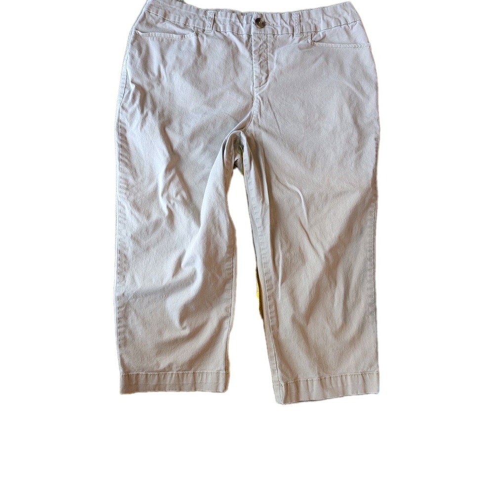 Croft & Barrow Women's Capris Size 16 Tan Classic Fit